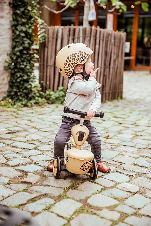Casque de sécurité enfant Scoot&Ride pour porteur, trottinette ou vélo Beige